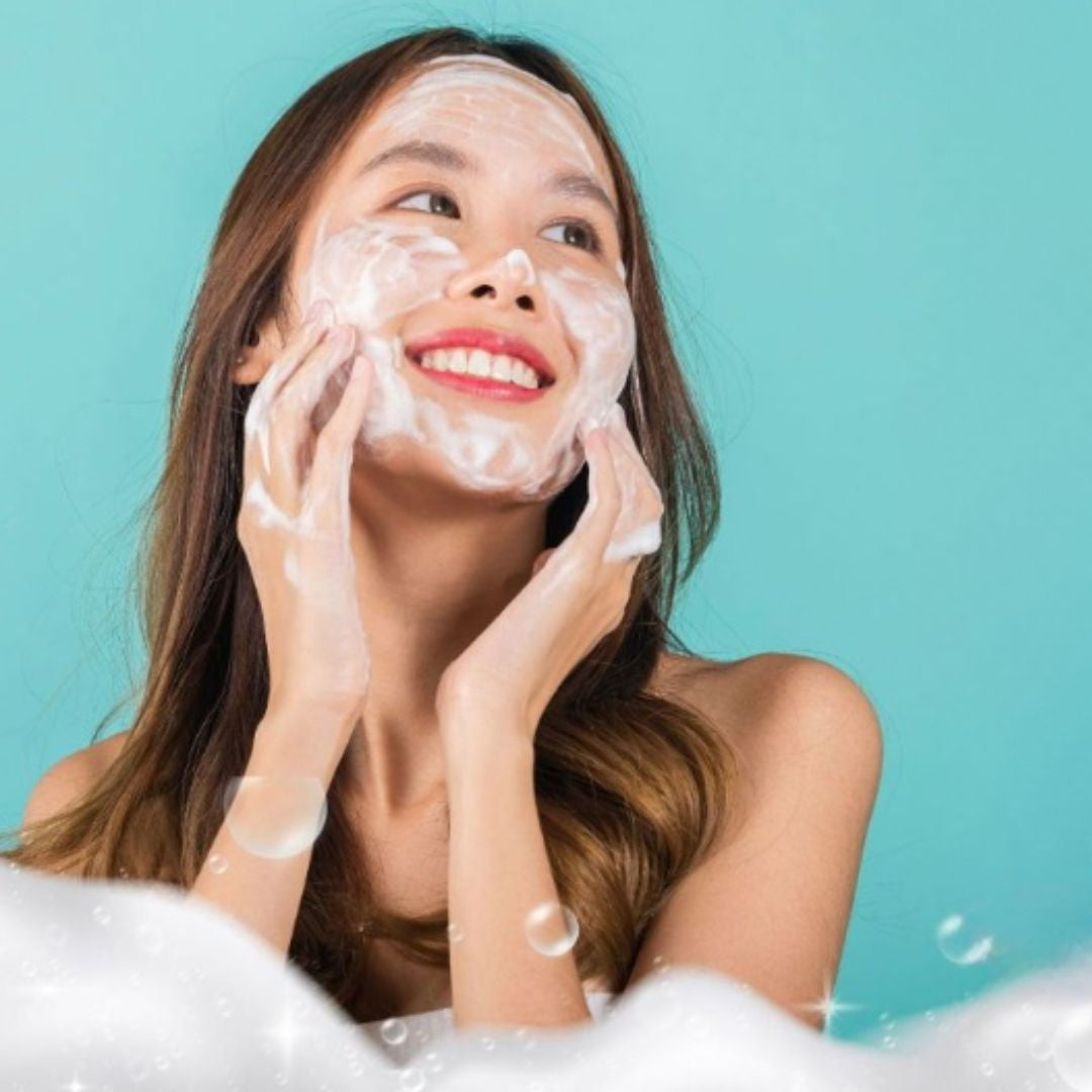 KIT Máscara Labial + Máscara Gold de Olheiras + Mousse Facial + Máscara Skin Care