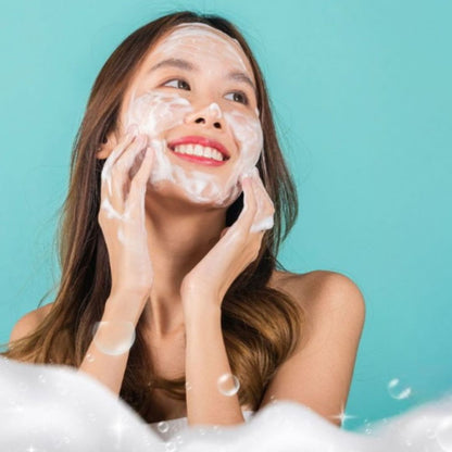 KIT Máscara Labial + Máscara Gold de Olheiras + Mousse Facial + Máscara Skin Care